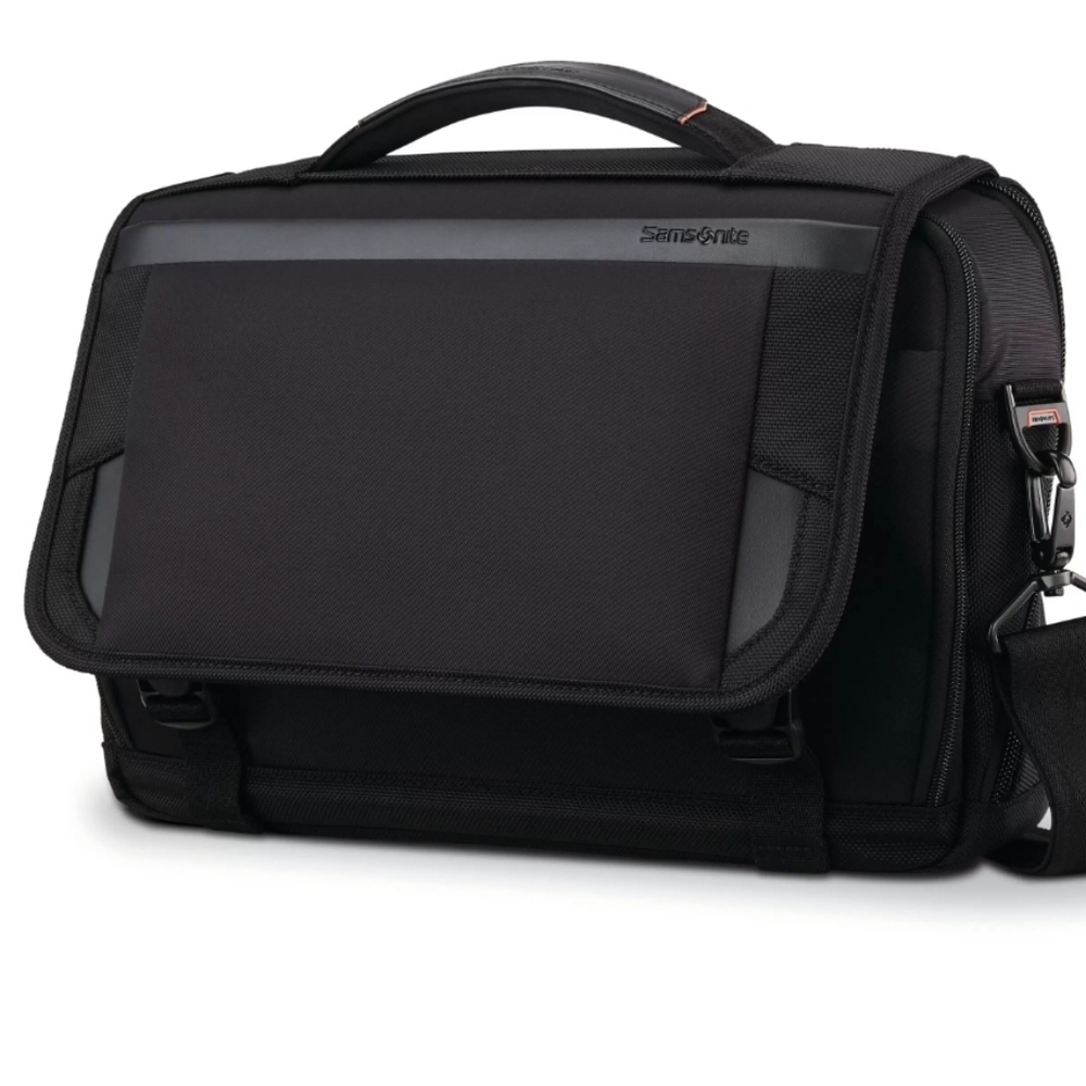 Samsonite pro collection slim messenger bag 13"